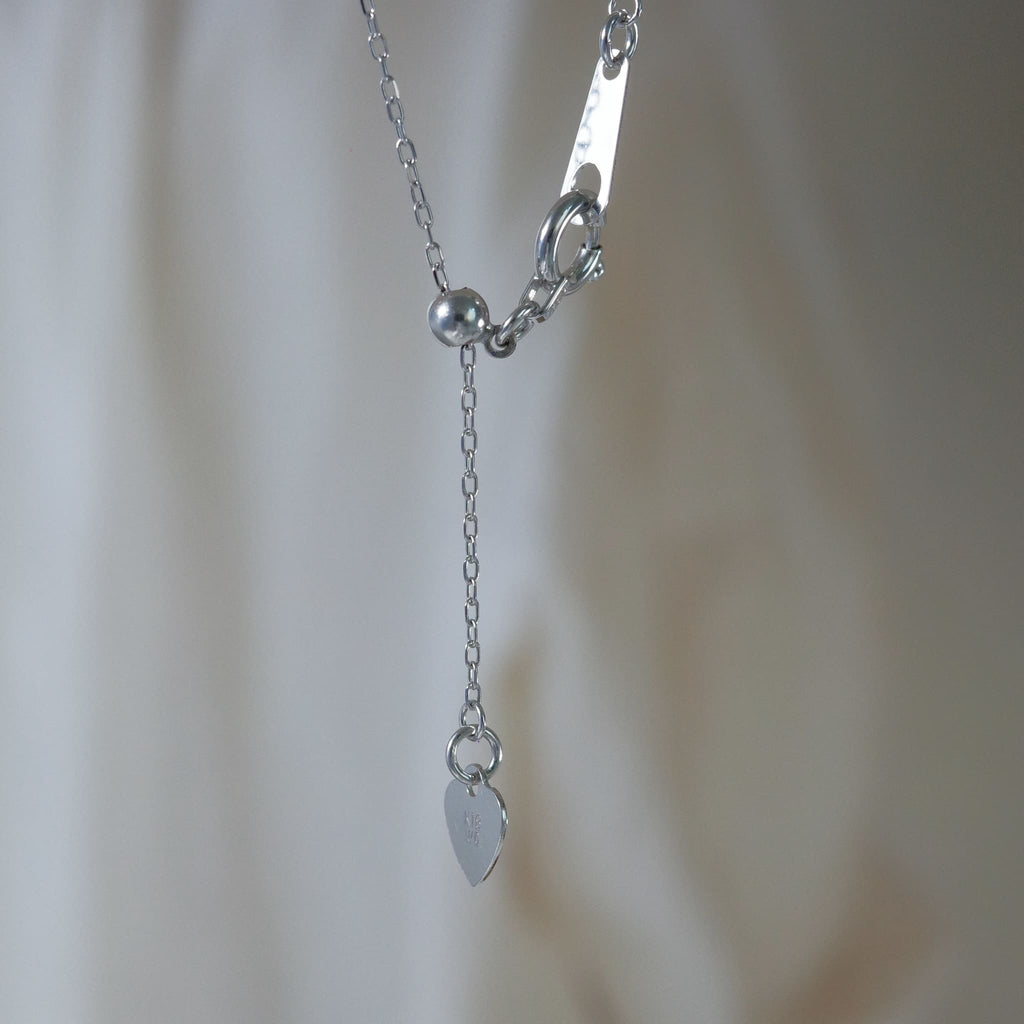 Adjustable length chain