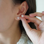 Flower diamond earrings