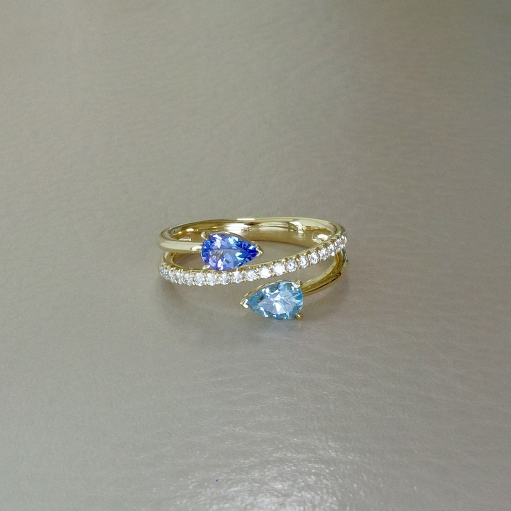 Entwined Glow | 18K Gold Aquamarine & Tanzanite Ring
